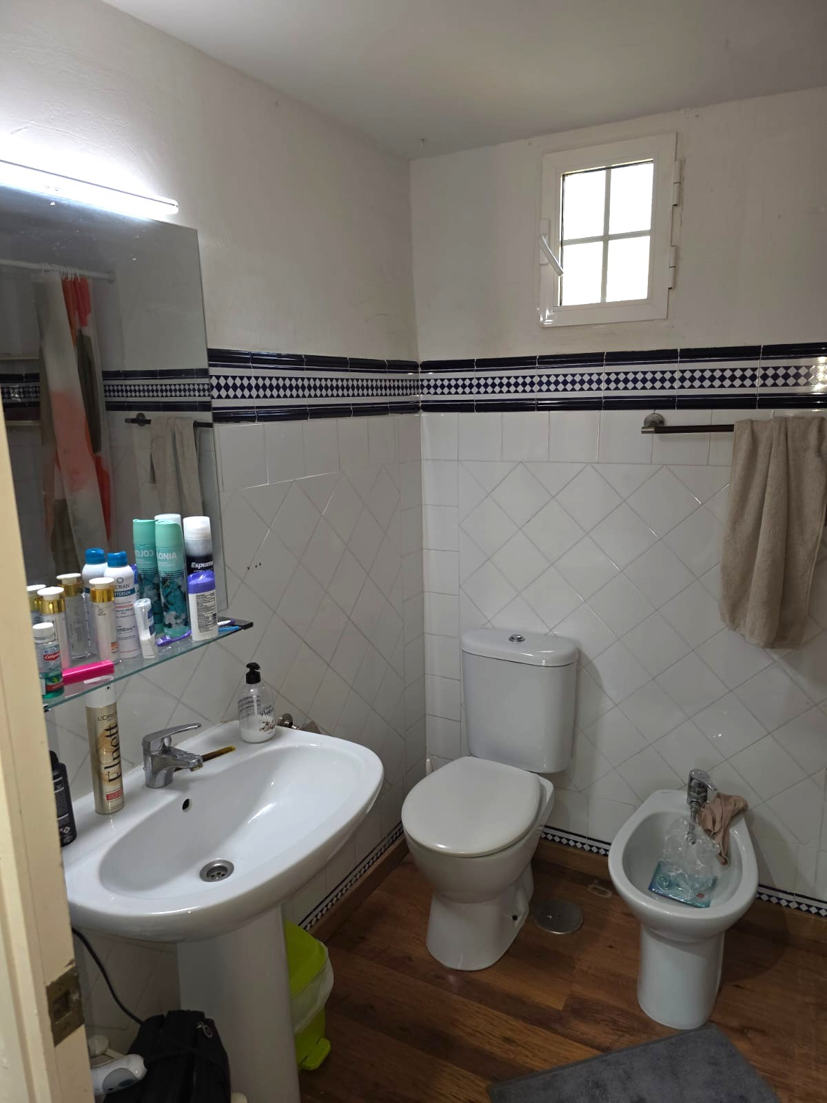 Casa adosada en Gran Alacant con 3 habitaciones y piscina privada .