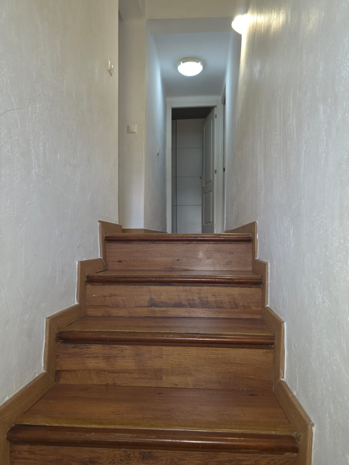 Casa adosada en Gran Alacant con 3 habitaciones y piscina privada .