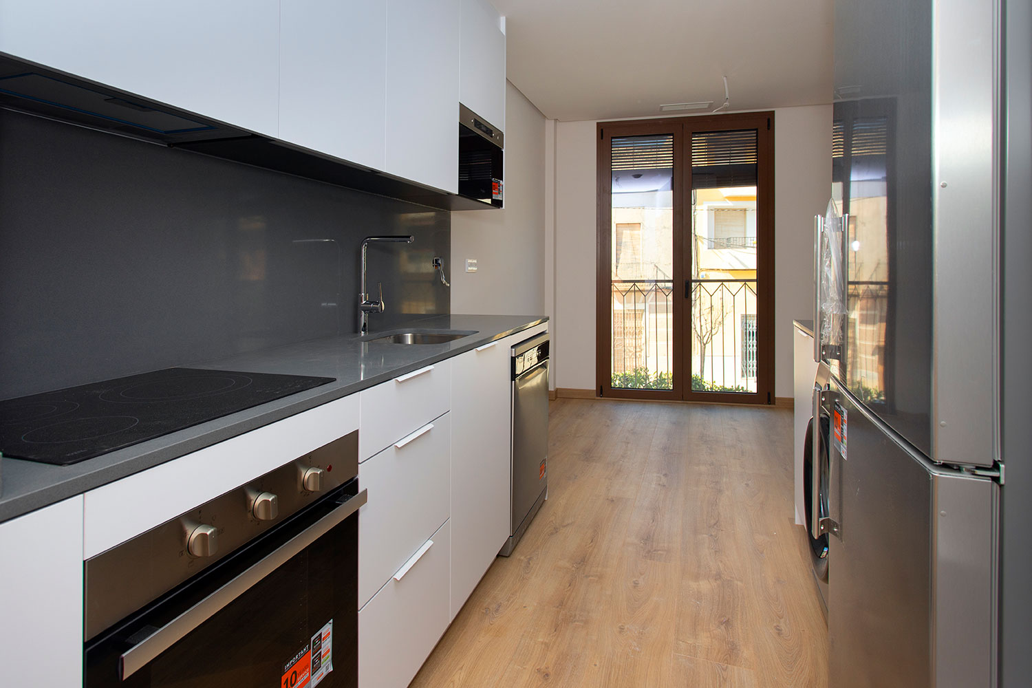 Ultimo Apartamento en venta de 3 dormitorios en Hondón de las Nieves - LLAVE EN MANO -