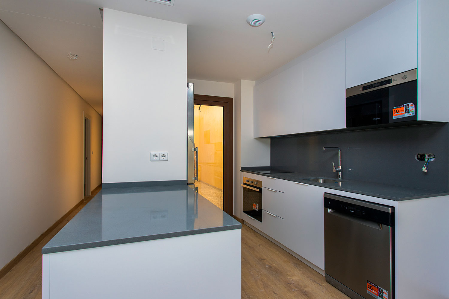 Ultimo Apartamento en venta de 3 dormitorios en Hondón de las Nieves - LLAVE EN MANO -