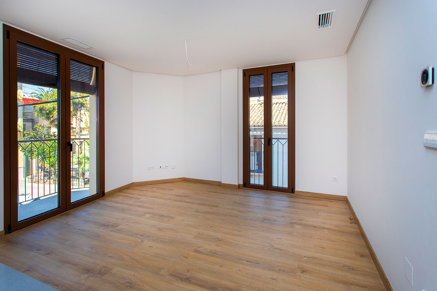 Ultimo Apartamento en venta de 3 dormitorios en Hondón de las Nieves - LLAVE EN MANO -
