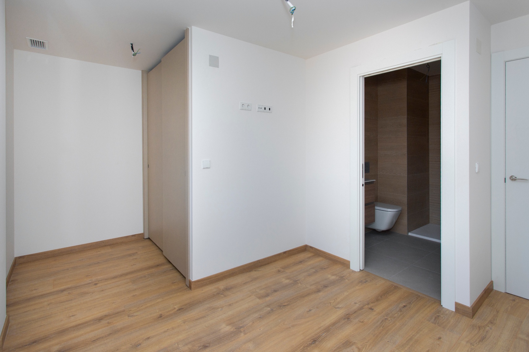 Apartamento nuevo de 3 habitaciones en Hondón de las Nieves
