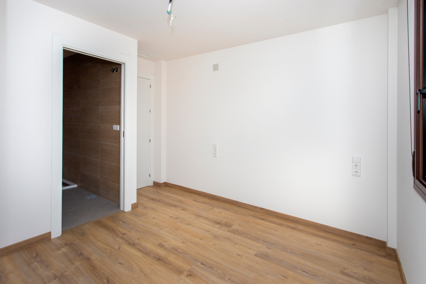 Apartamento nuevo de 3 habitaciones en Hondón de las Nieves