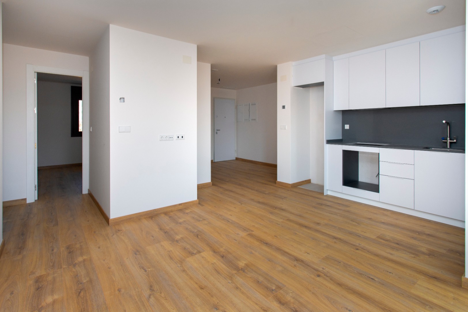 Apartamento nuevo de 3 habitaciones en Hondón de las Nieves