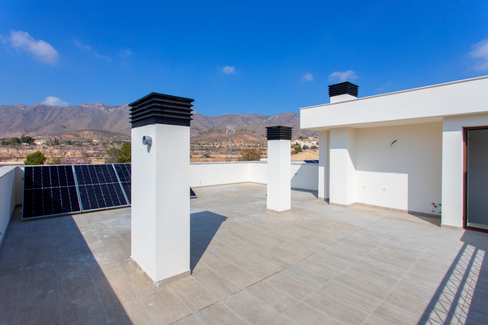 Apartamento nuevo de 3 habitaciones en Hondón de las Nieves