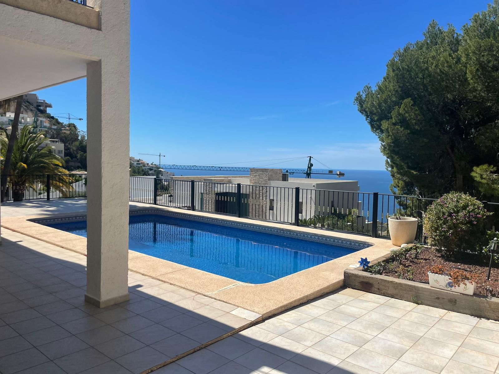 Preciosa Villa con vistas al mar en Altea Hills .
