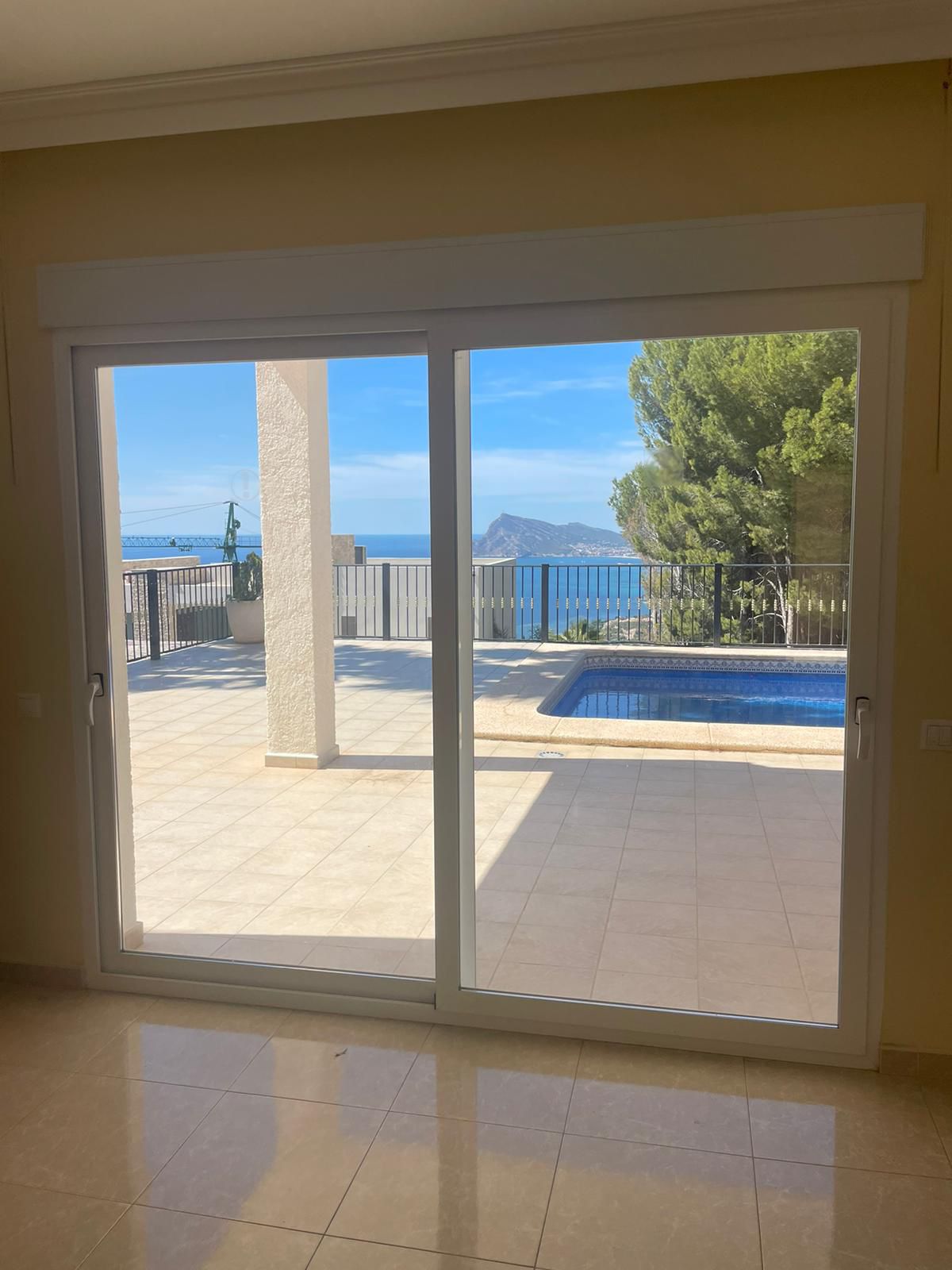 Preciosa Villa con vistas al mar en Altea Hills .