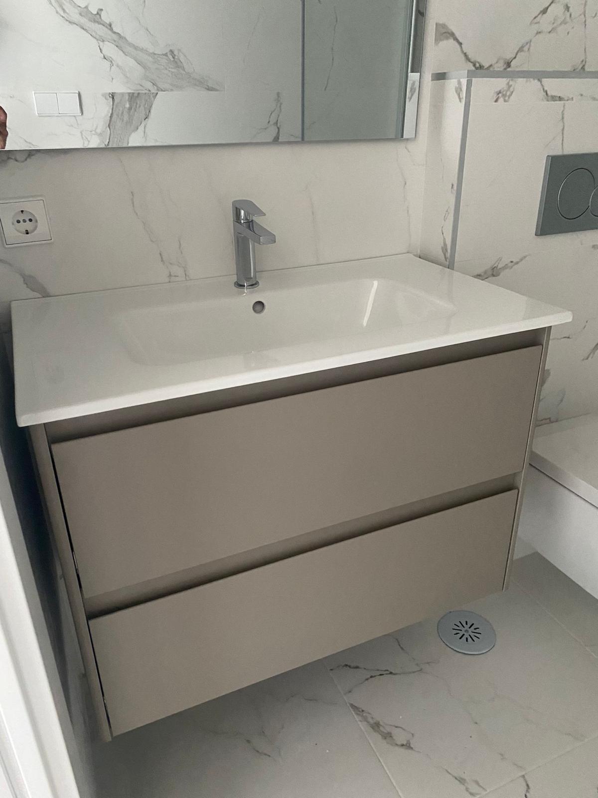 Apartamento nuevo de 3 habitaciones en Santa Pola con piscina