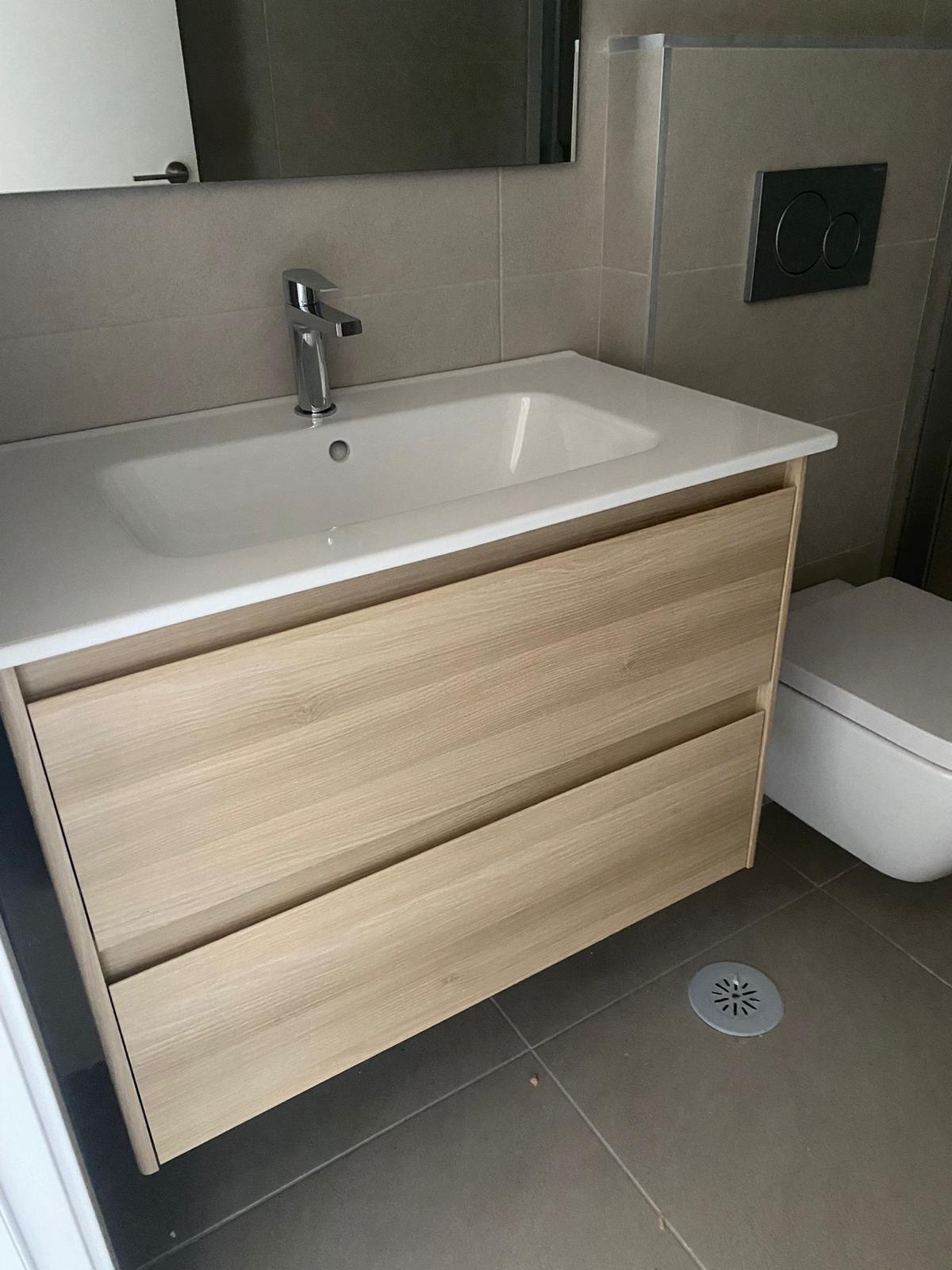 Apartamento nuevo de 3 habitaciones en Santa Pola con piscina