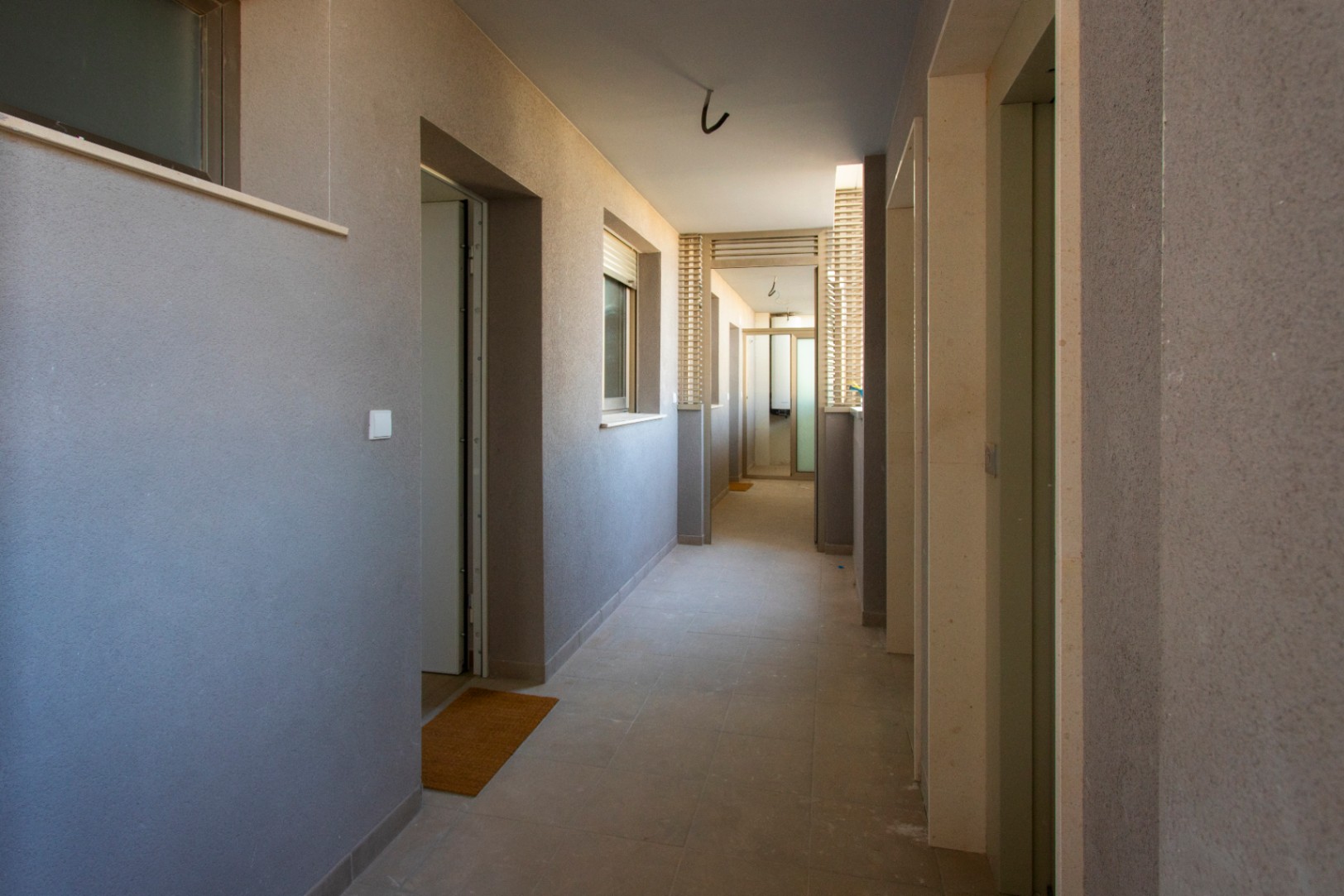 Apartamento nuevo de 3 habitaciones en Santa Pola con piscina