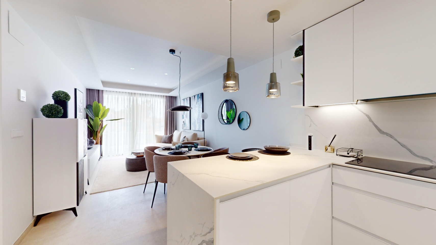 Precioso apartamento con jardín privado .