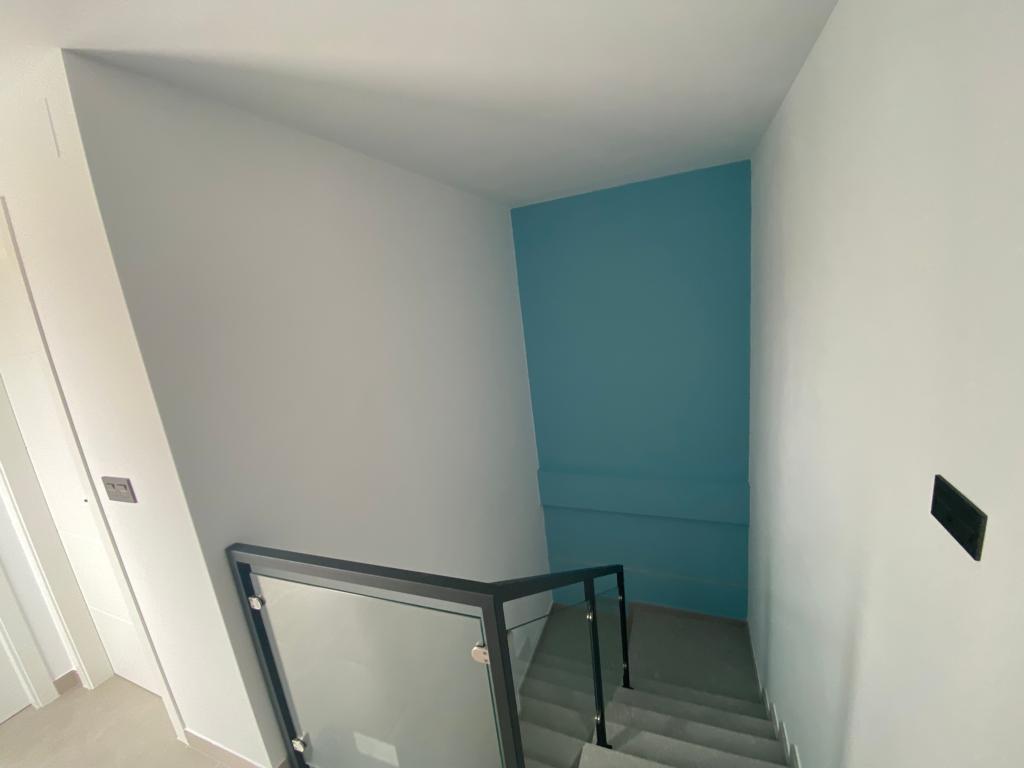 Chalet zu verkaufen mit 3 Schlafzimmern und Pool in Los Alcázares