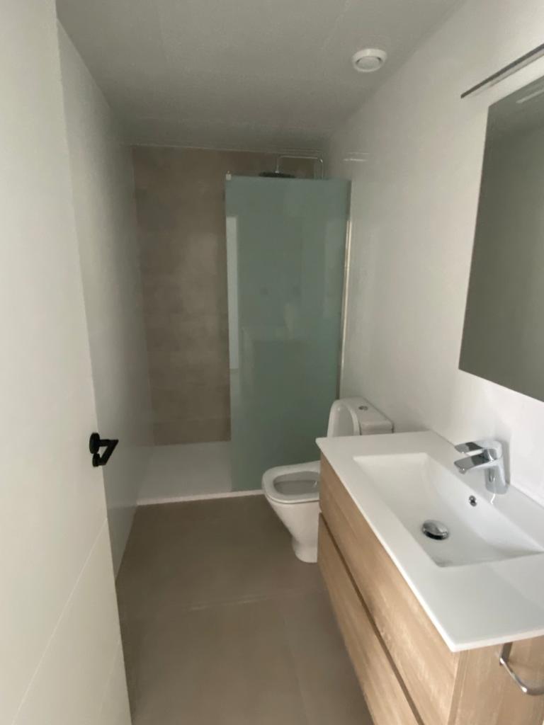 Chalet zu verkaufen mit 3 Schlafzimmern und Pool in Los Alcázares