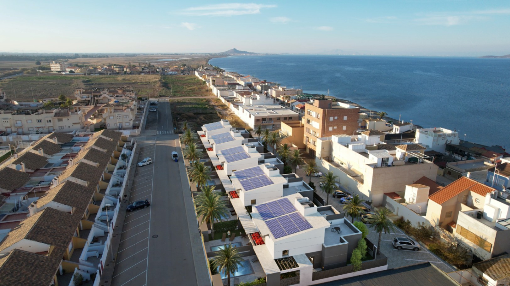 Chalet en venta en Cartagena con 3 dormitorios y piscina.