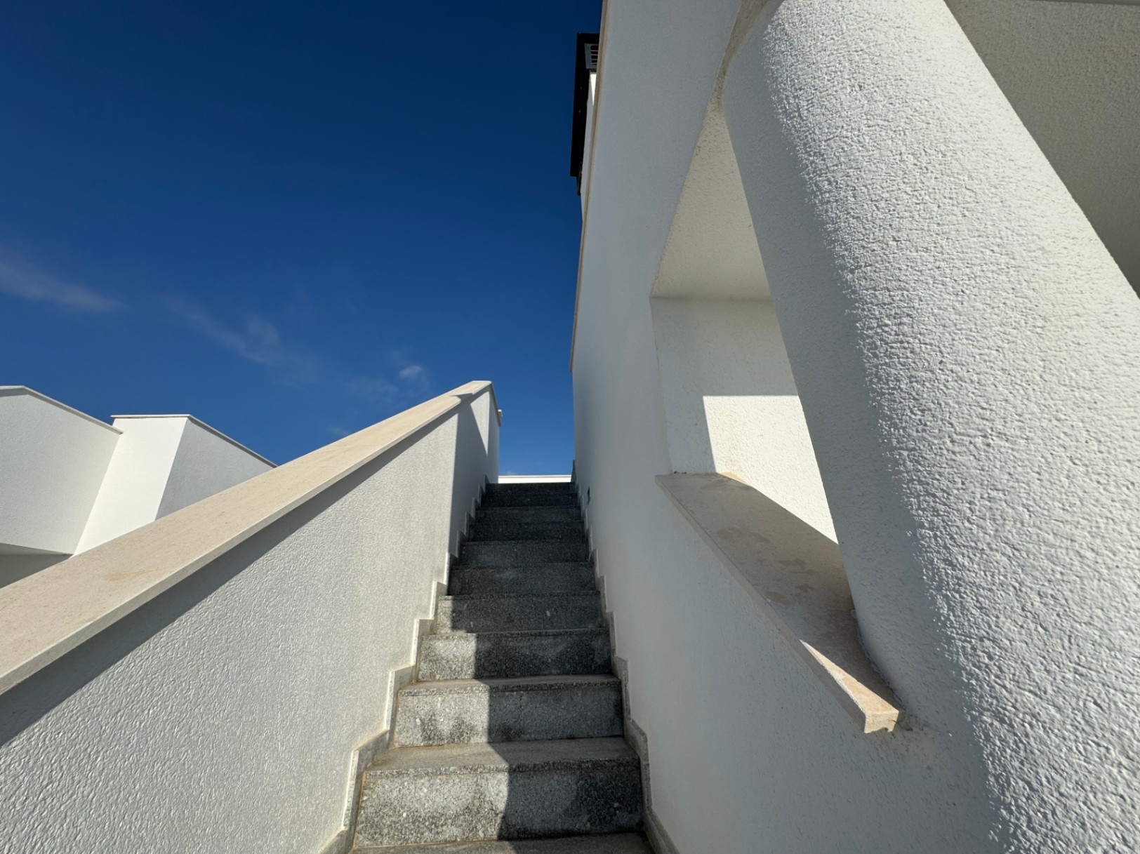 Ático en venta de 2 dormitorios con terraza en Torre-Pacheco - LLAVE EN MANO !
