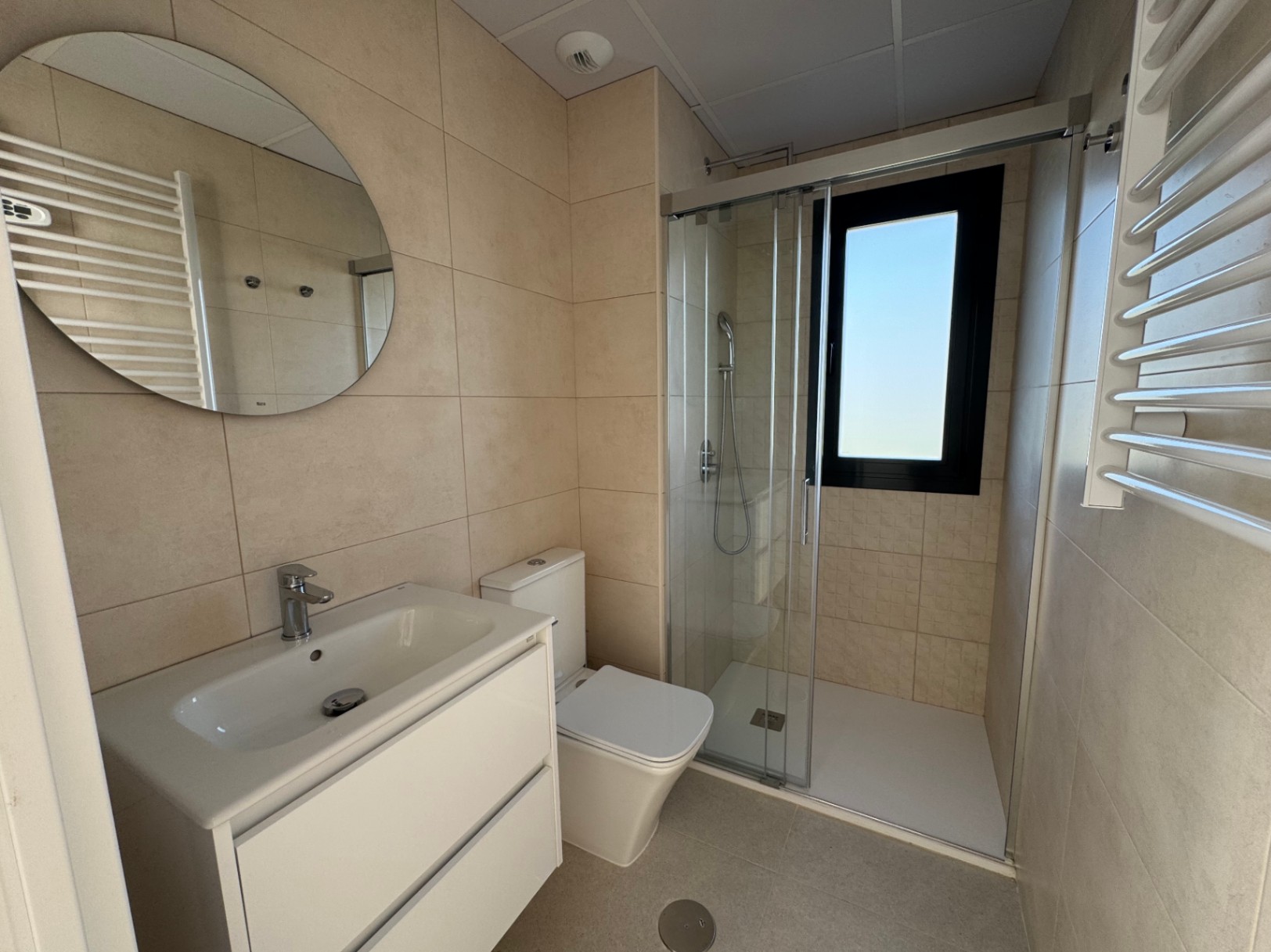 Ático en venta de 2 dormitorios con terraza en Torre-Pacheco - LLAVE EN MANO !