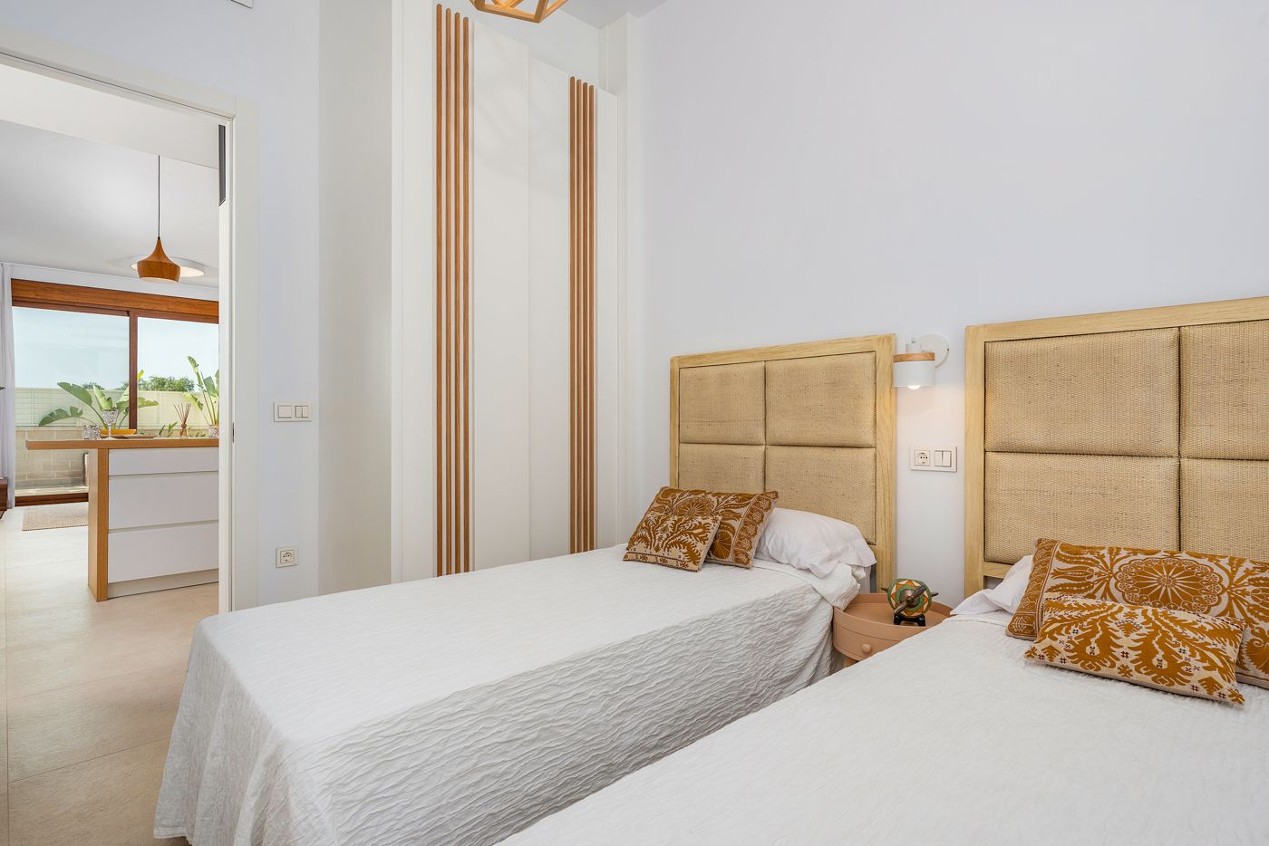 Villa de obra nueva  en Vera, Almería a 200 metros de la playa .