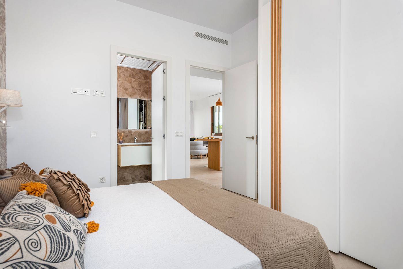 Villa de obra nueva  en Vera, Almería a 200 metros de la playa .