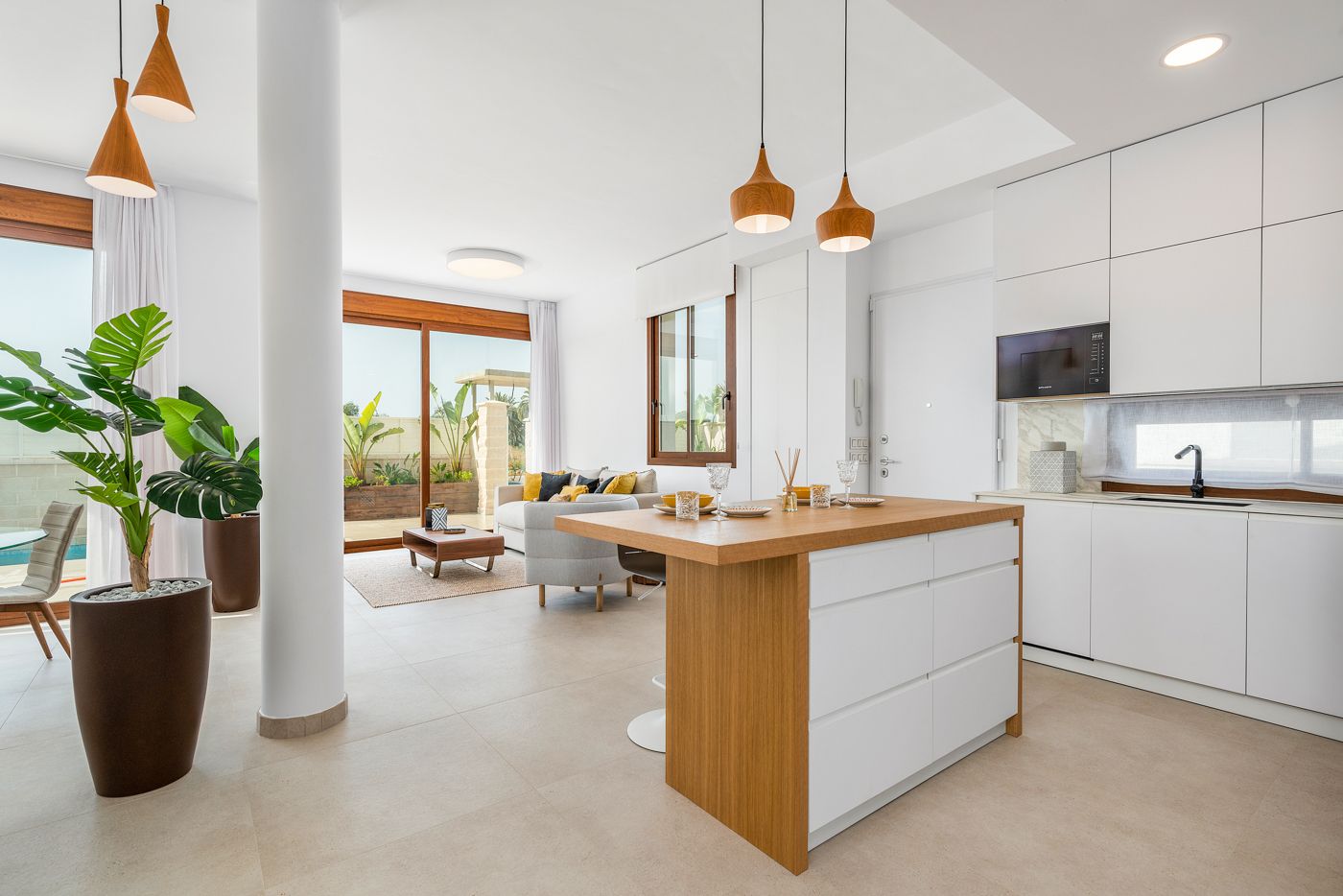 Villa de obra nueva  en Vera, Almería a 200 metros de la playa .