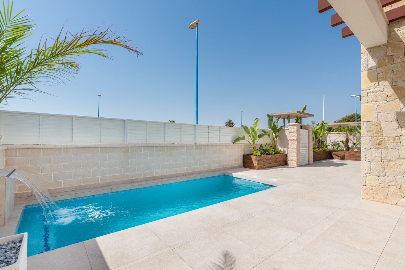 Villa de obra nueva  en Vera, Almería a 200 metros de la playa .