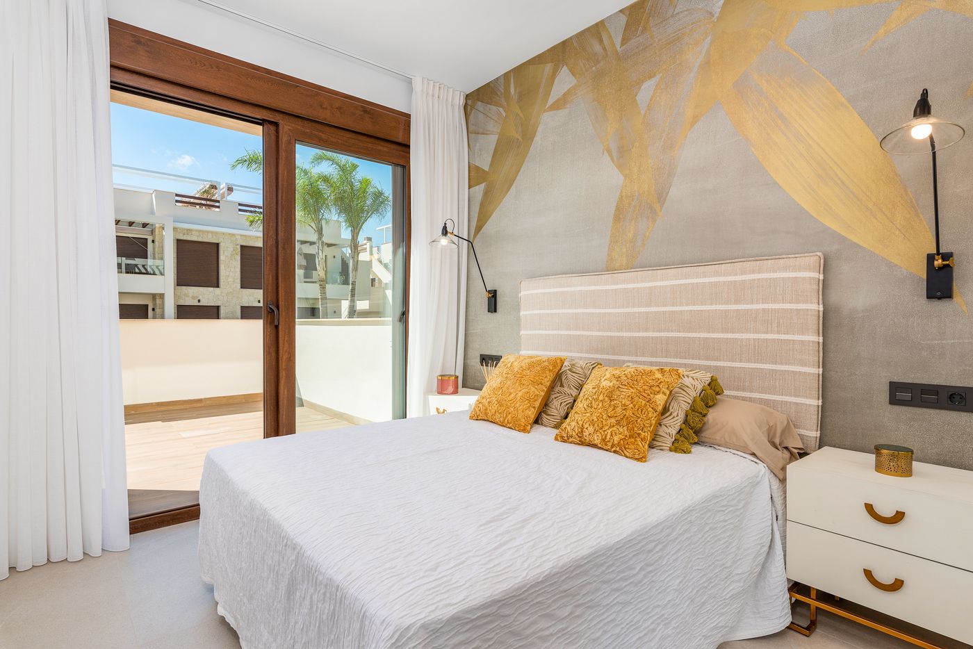 Bonito apartamento en planta baja .