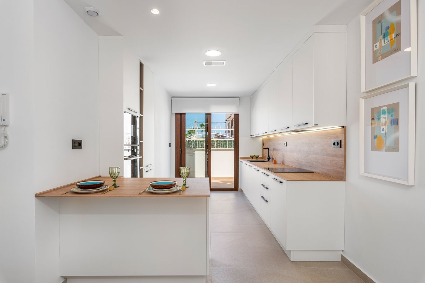 Bonito apartamento en planta baja .