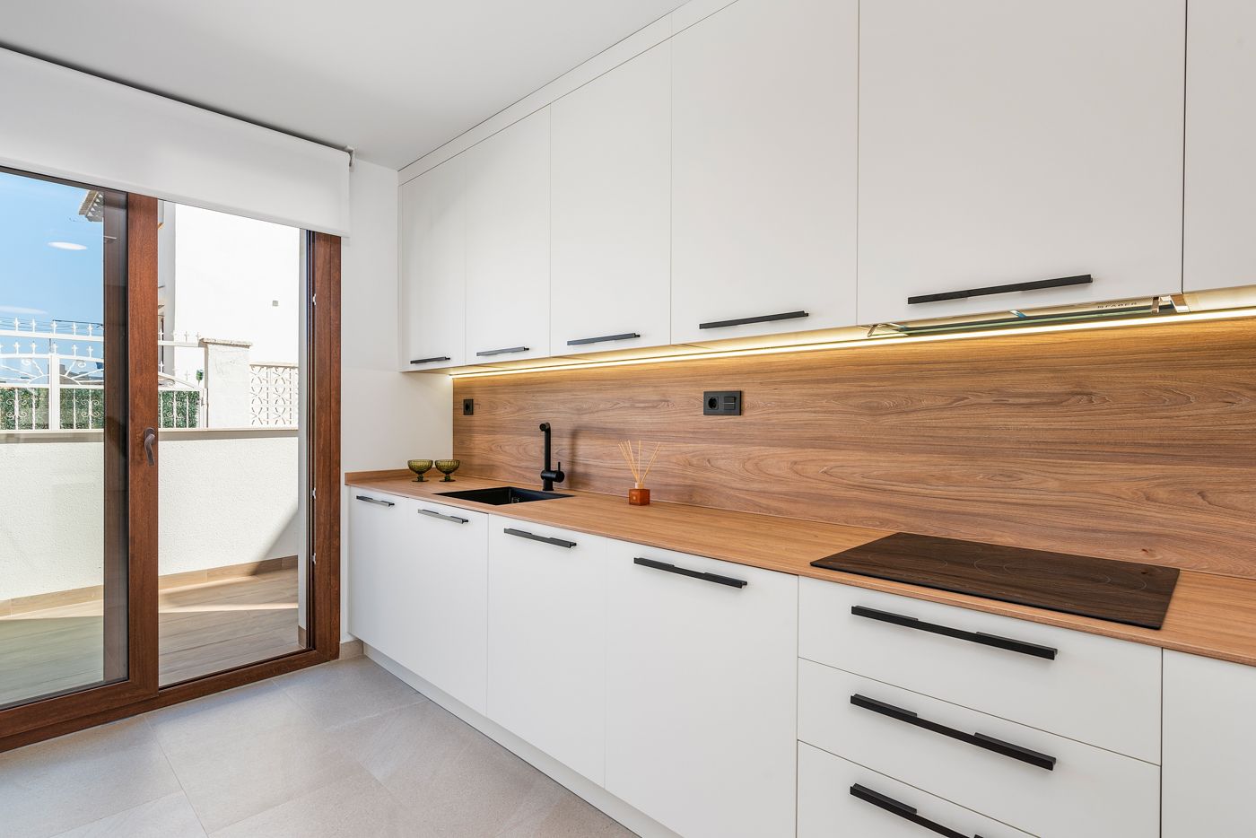 Bonito apartamento en planta baja .