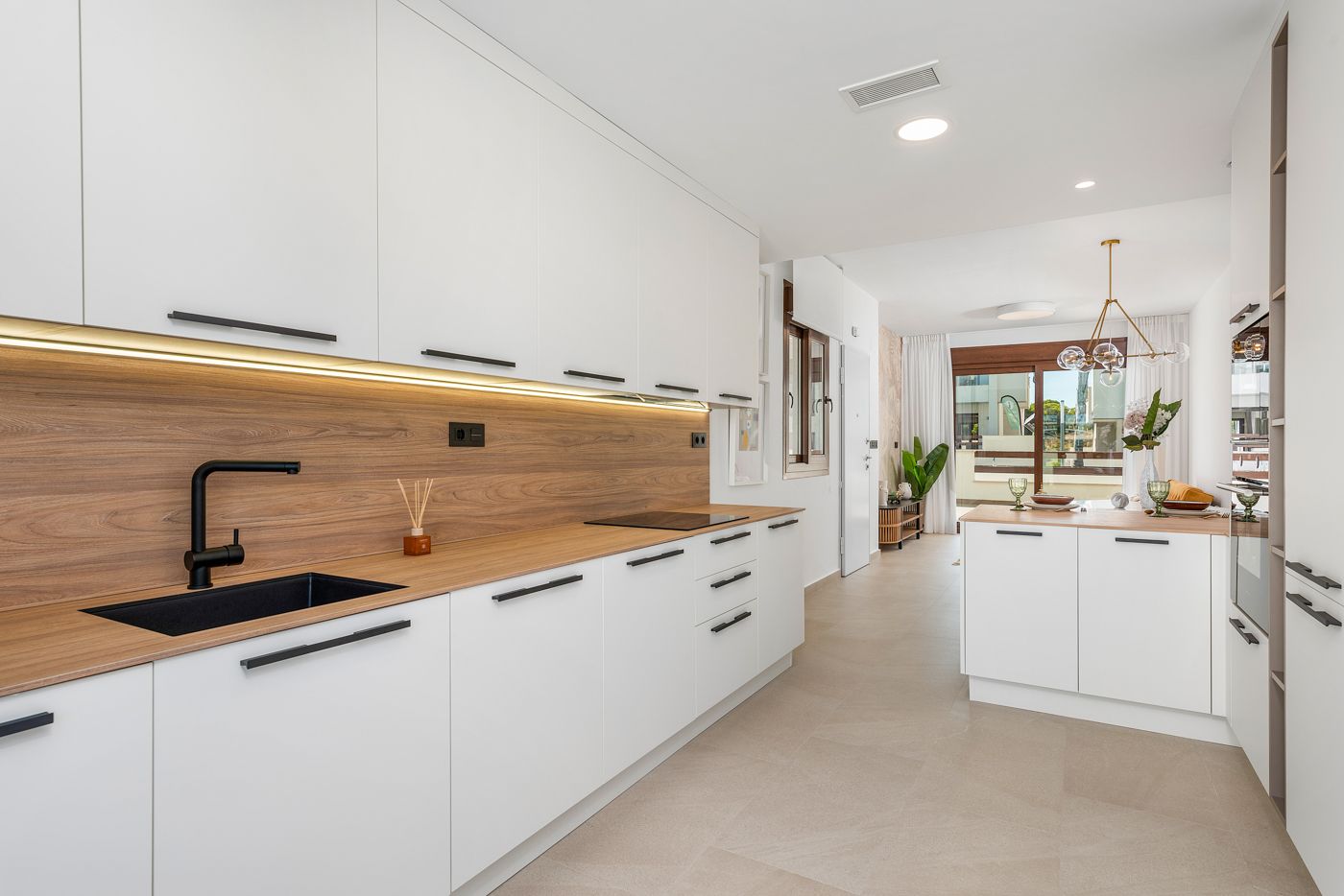 Bonito apartamento en planta baja .