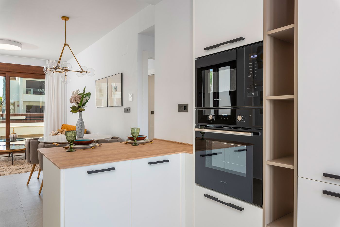 Bonito apartamento en planta baja .
