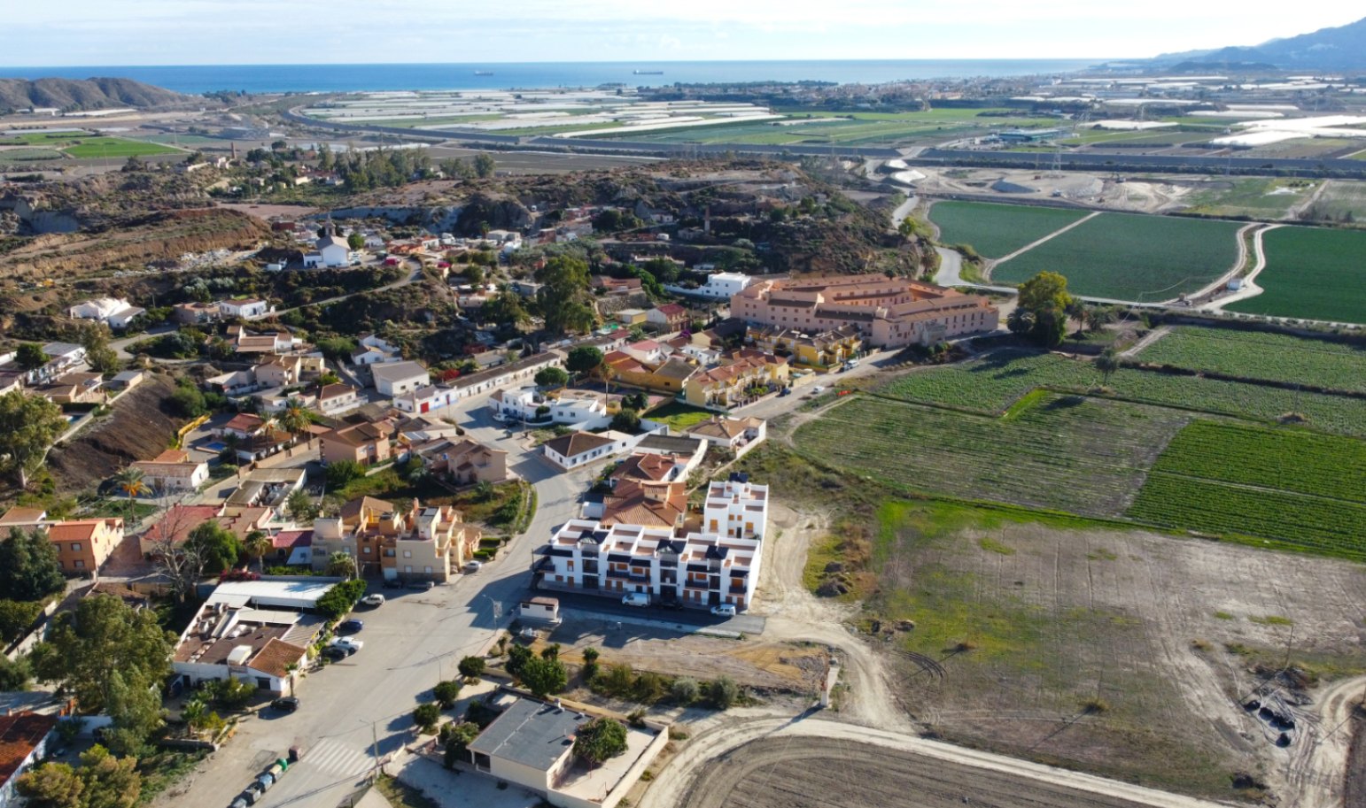 Apartamentos de 2 Dormitorios en Herrerias ( Almeria ) a solo 5 Minutos de la Playa. Fecha de Entrega 01/2026!!!!