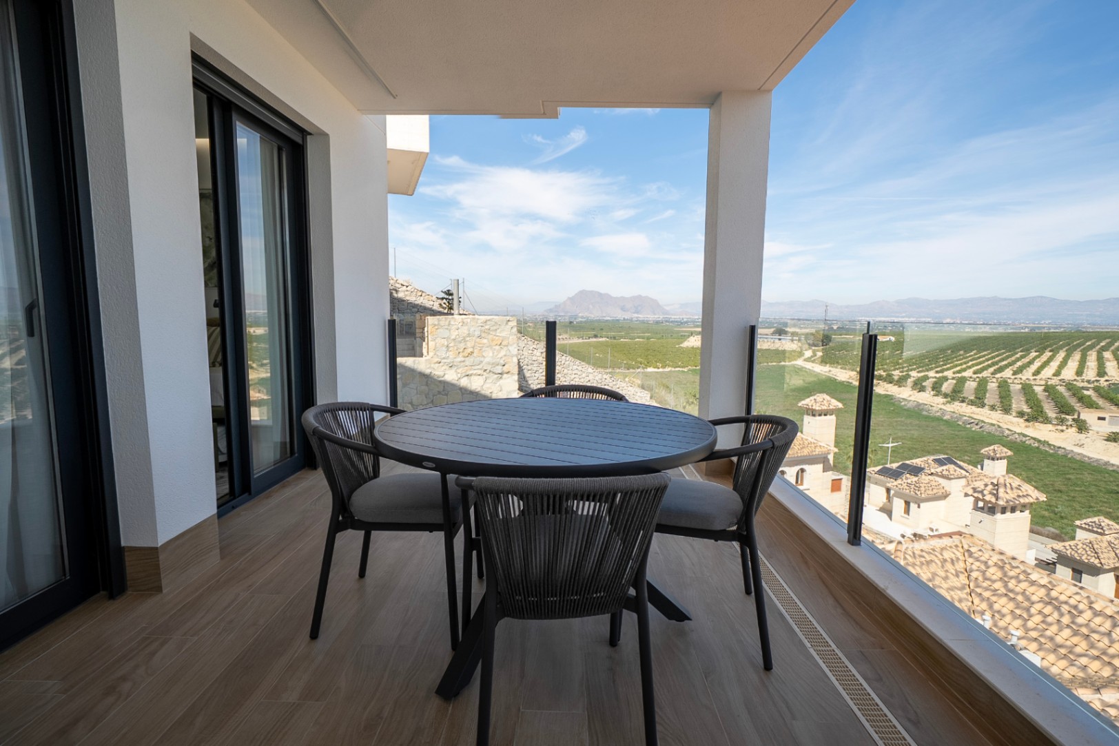8 Luxuriöse Villen in Algorfa mit 3 und 6 Schlafzimmern – bezugsfertig