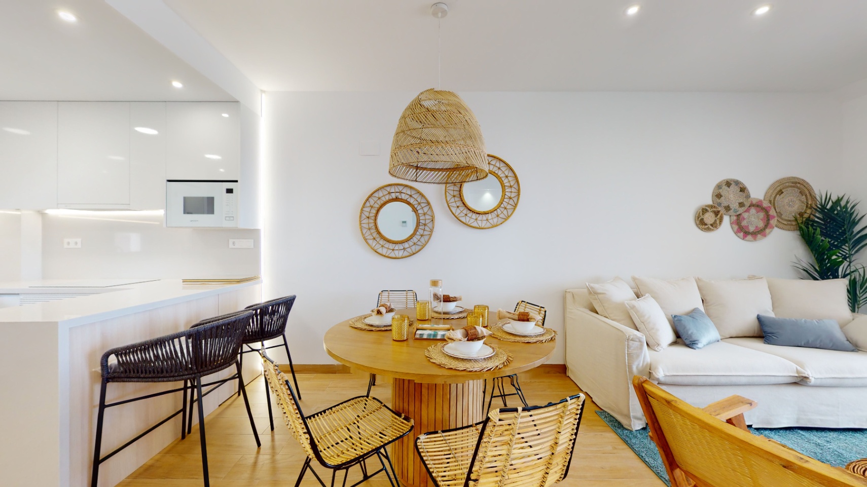 Bungalows de lujo en Torrevieja con 2 dormitorios y 2 baños. Ultimas dos Viviendas. Entrega Sept. 2026