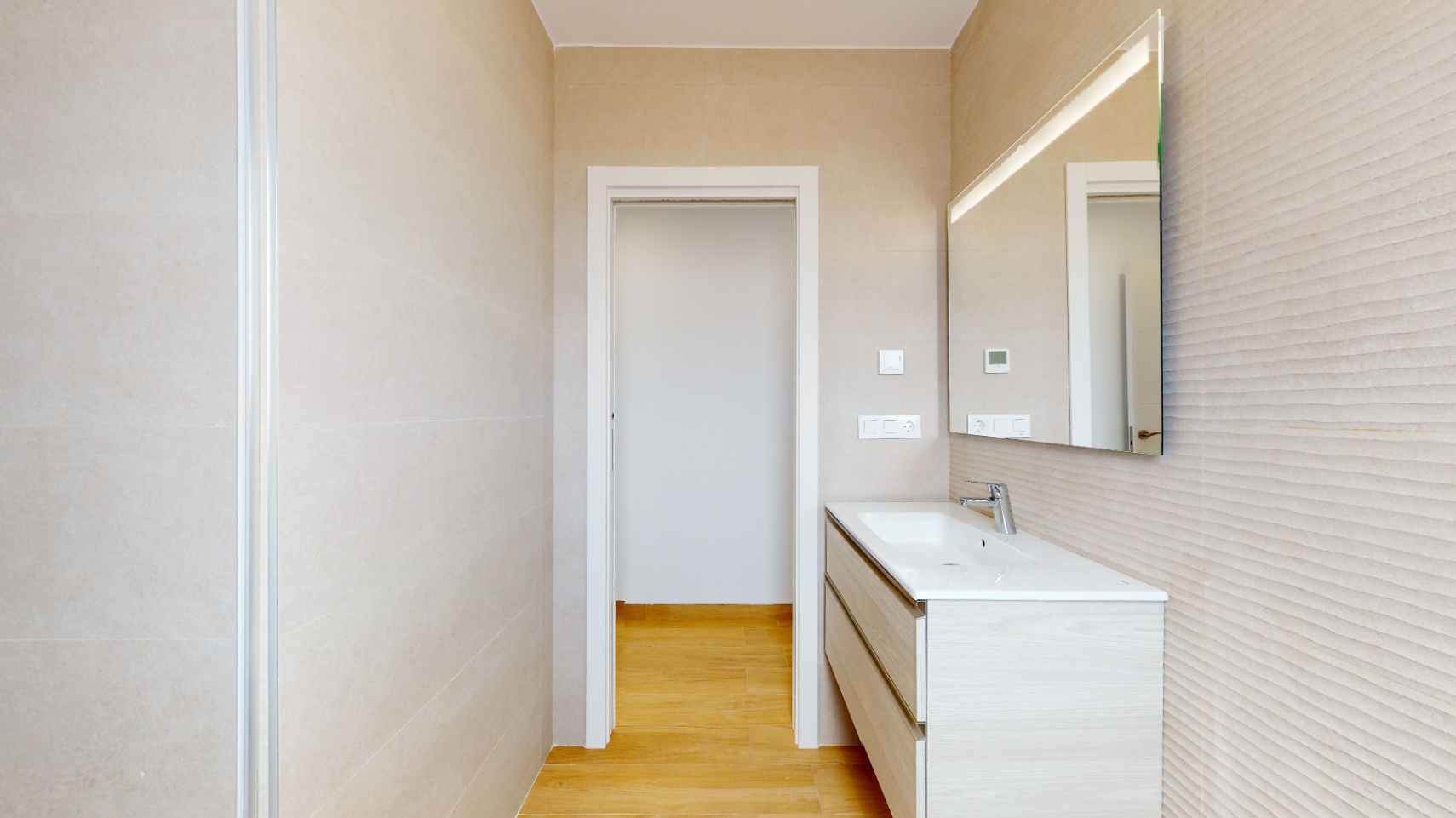 Bungalows de lujo en Torrevieja con 2 dormitorios y 2 baños. Ultimas dos Viviendas. Entrega Sept. 2026