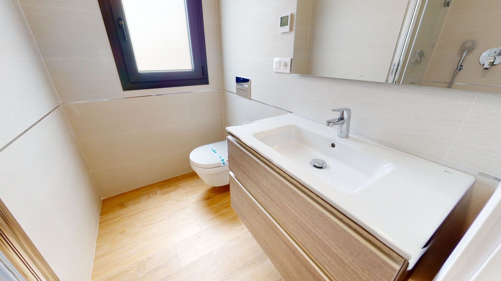 Bungalows de lujo en Torrevieja con 2 dormitorios y 2 baños. Ultimas dos Viviendas. Entrega Sept. 2026