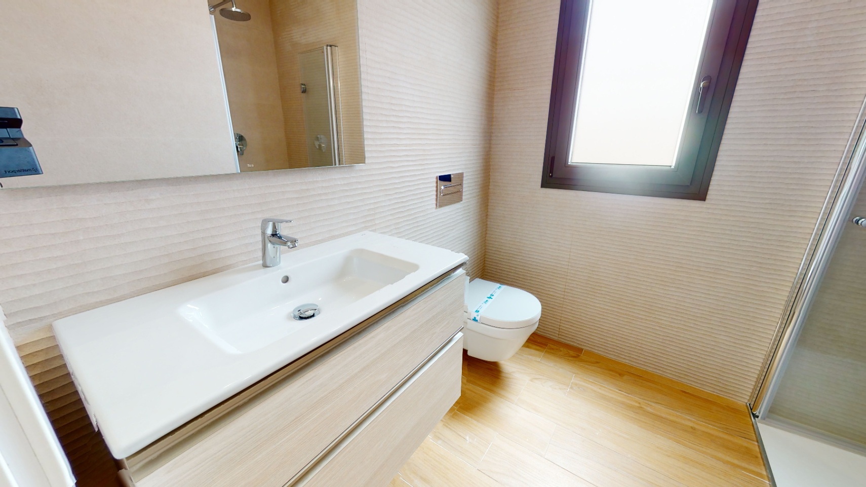 Bungalows de lujo en Torrevieja con 2 dormitorios y 2 baños. Ultimas dos Viviendas. Entrega Sept. 2026