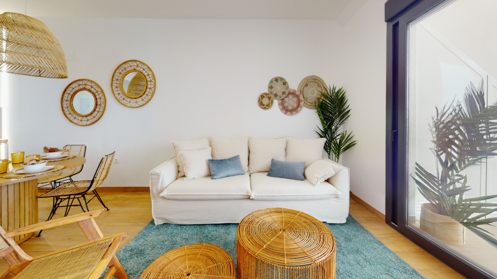 Bungalows de lujo en Torrevieja con 2 dormitorios y 2 baños. Ultimas dos Viviendas. Entrega Sept. 2026