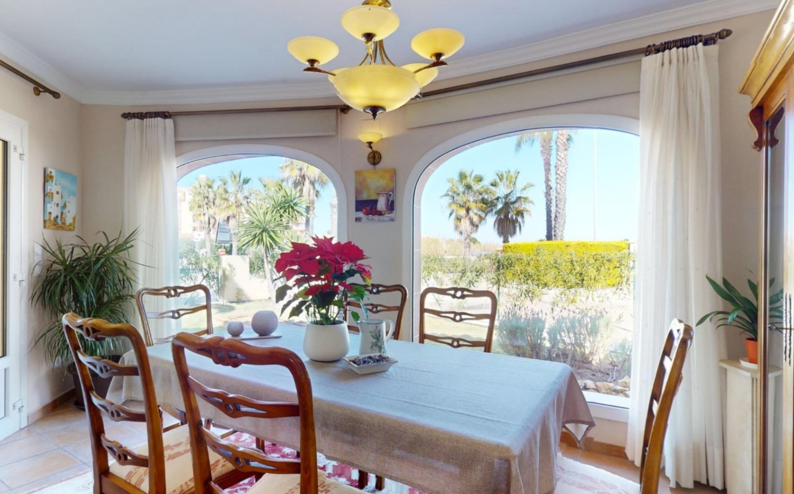 Magnifique villa individuelle à seulement 250 mètres de la mer.