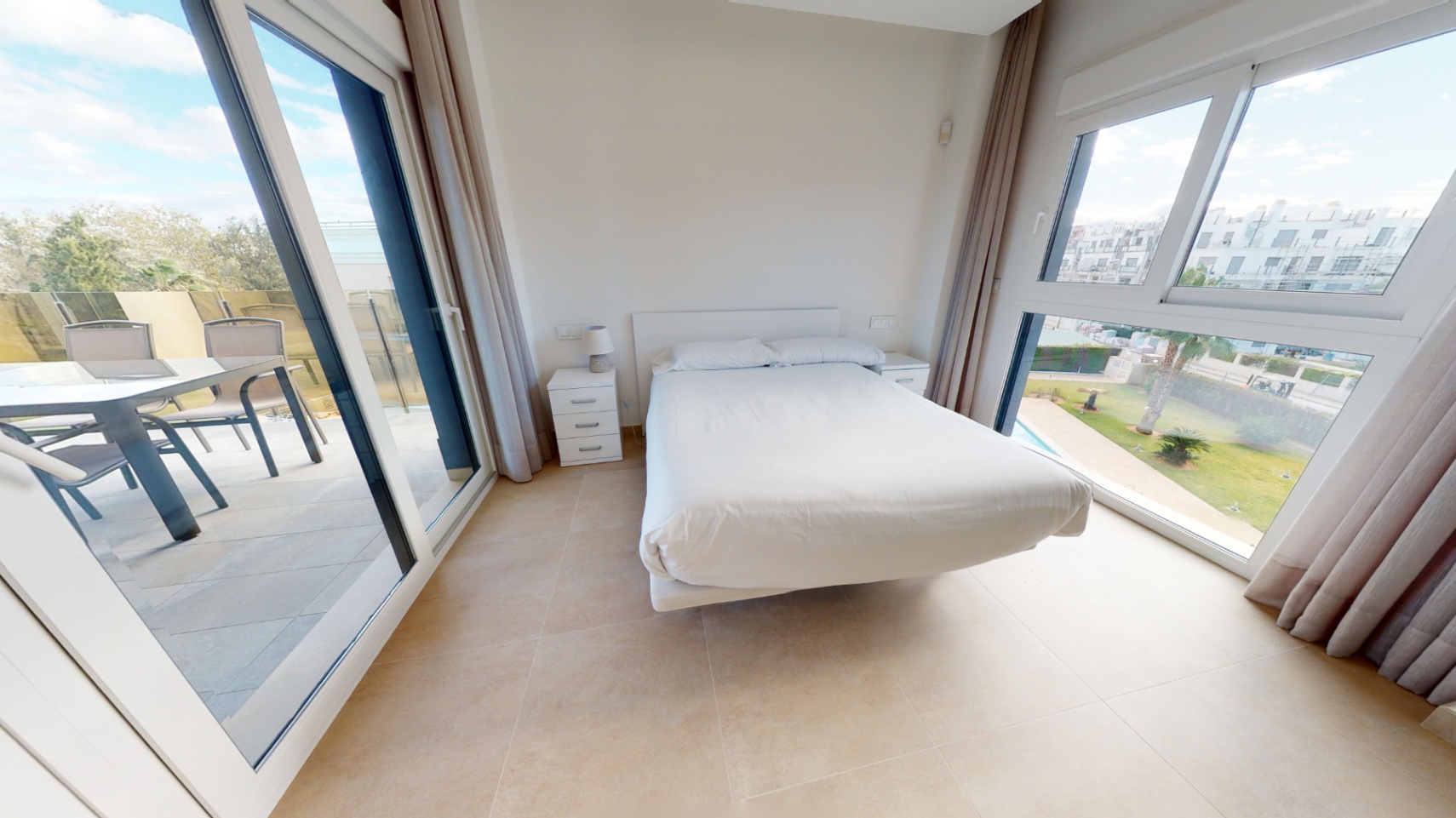Schöne Wohnung in Oliva Nova.