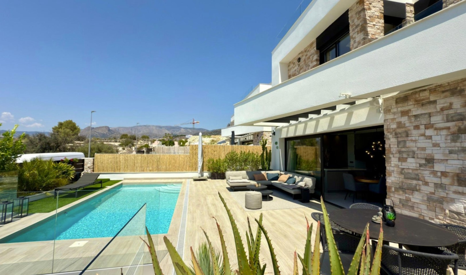 Magnifica Villa con vistas al mar .