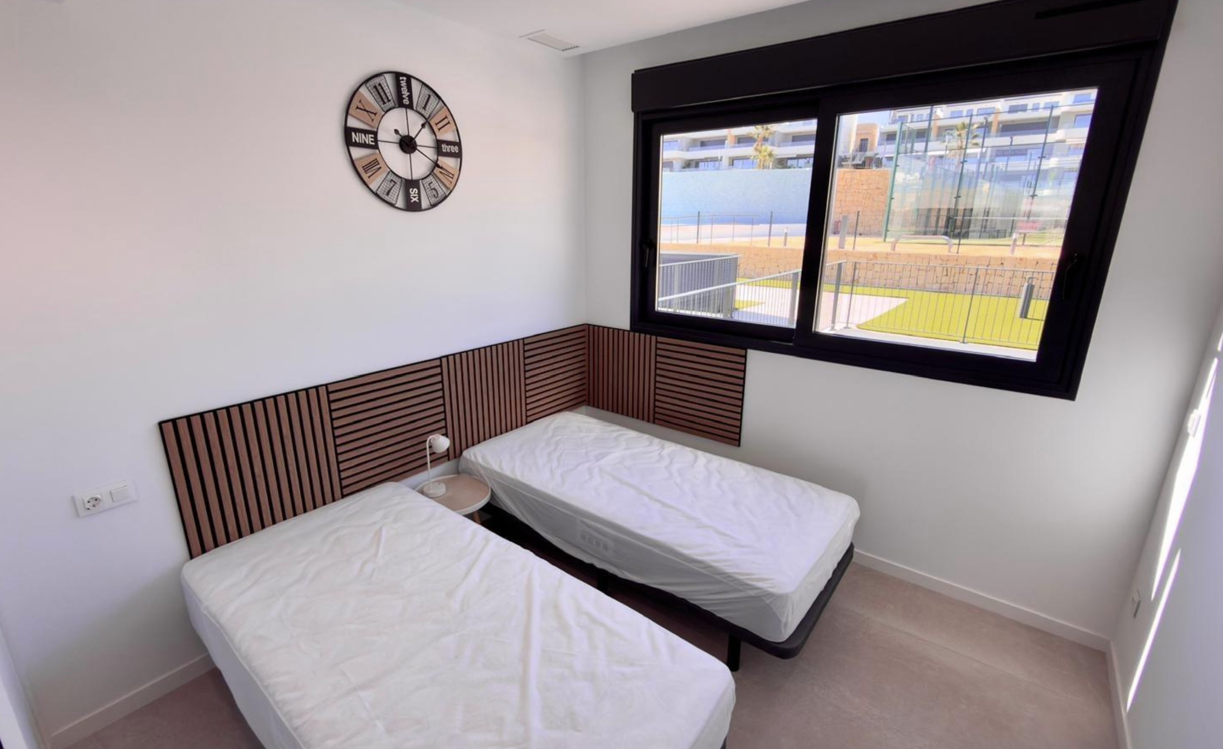 Exclusivo Apartamento en Finestrat con Vistas al Mar