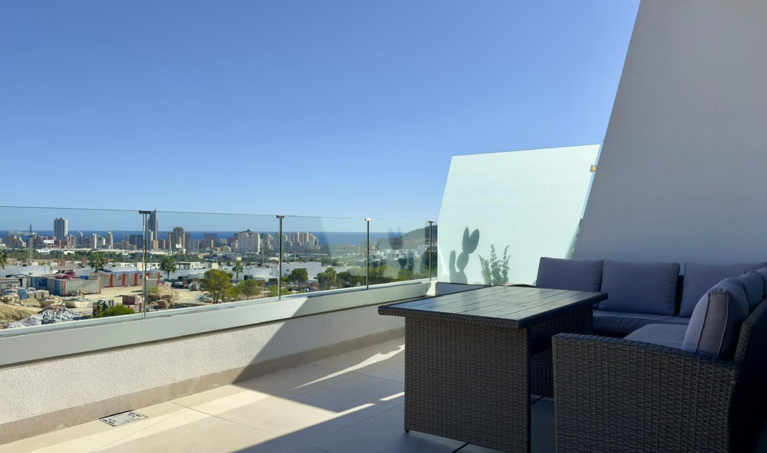 Exclusivo Apartamento en Finestrat con Vistas al Mar