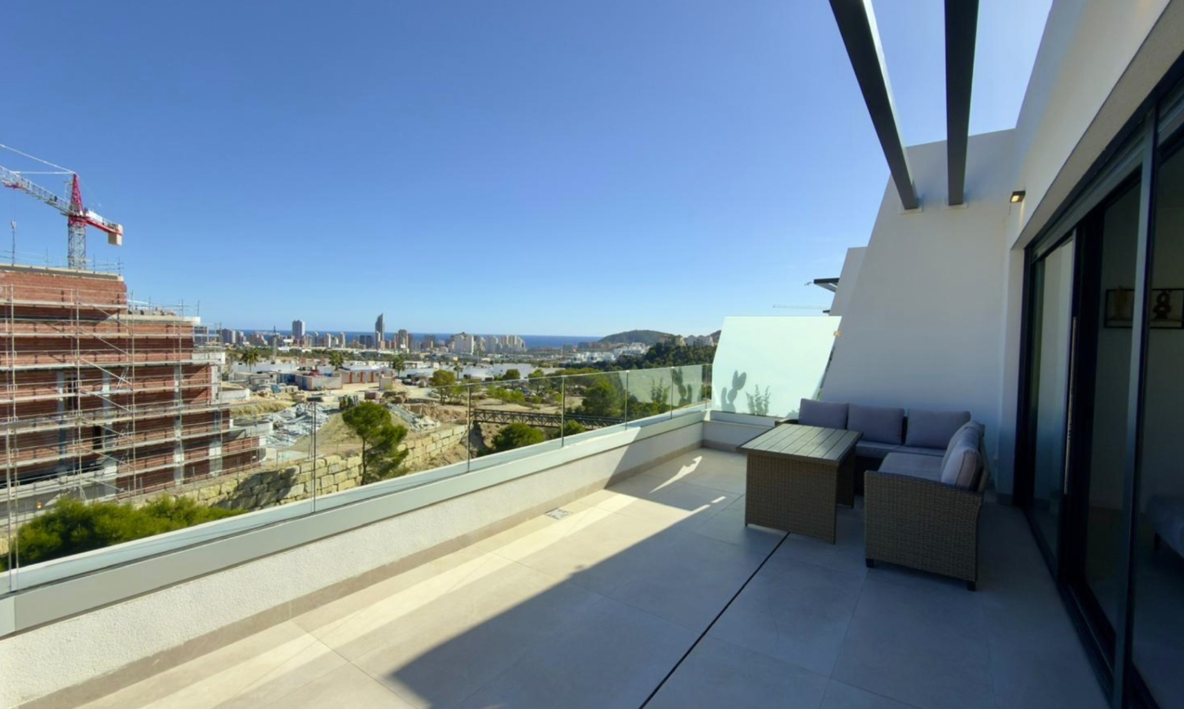 Exclusivo Apartamento en Finestrat con Vistas al Mar