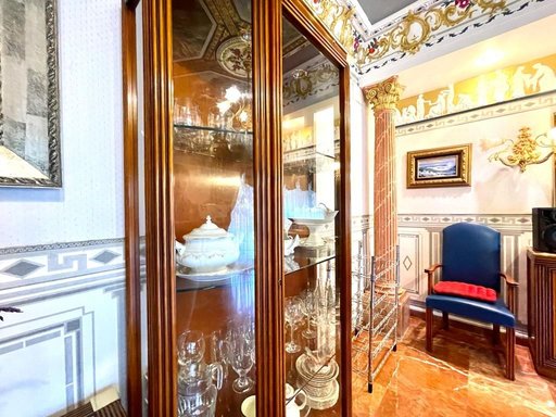 Elegantes Chalet mit privatem Pool.