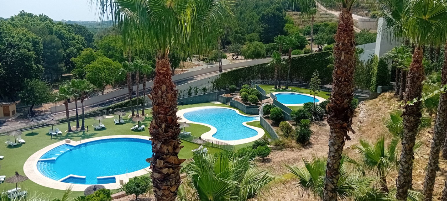 Fantástico Ático de 3 dormitorios con vistas  al mar.