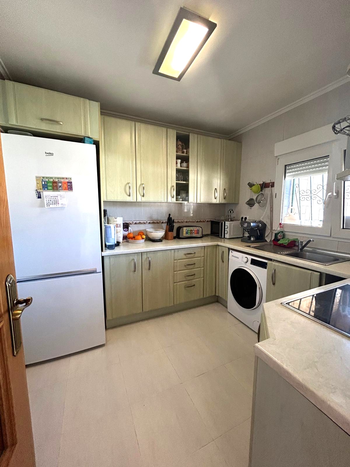 Vivienda Unifamiliar en La Nucia - Barranco Hondo - Distribuida en Dos Plantas
