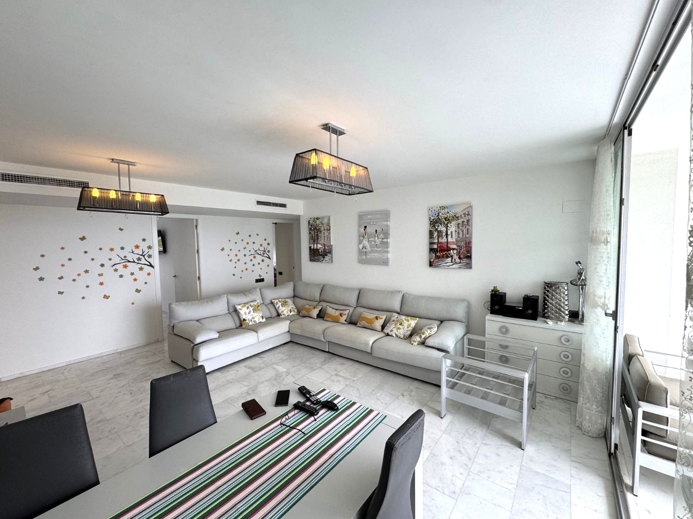 Impresionante apartamento en Primera Linea del Mar en Villajoyosa .