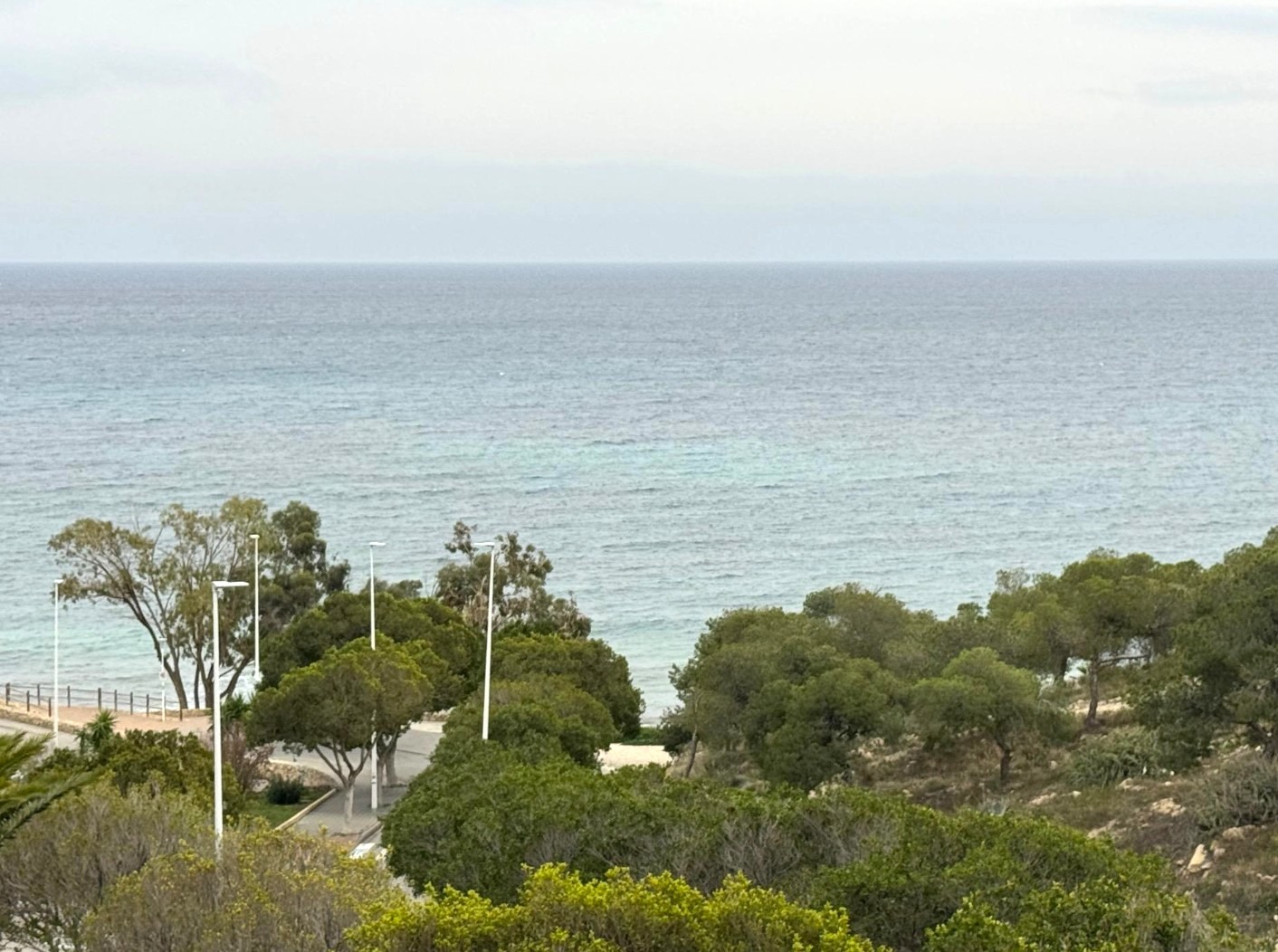 Impresionante apartamento en Primera Linea del Mar en Villajoyosa .