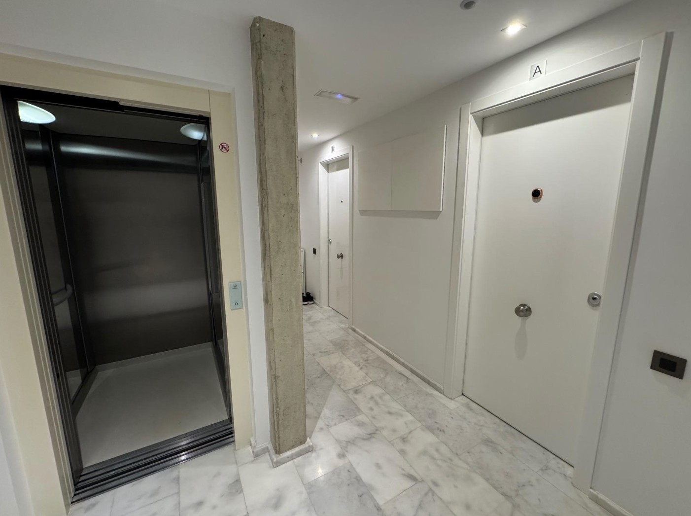 Impresionante apartamento en Primera Linea del Mar en Villajoyosa .