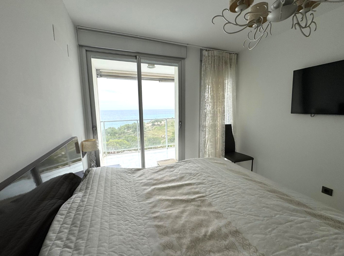 Impresionante apartamento en Primera Linea del Mar en Villajoyosa .