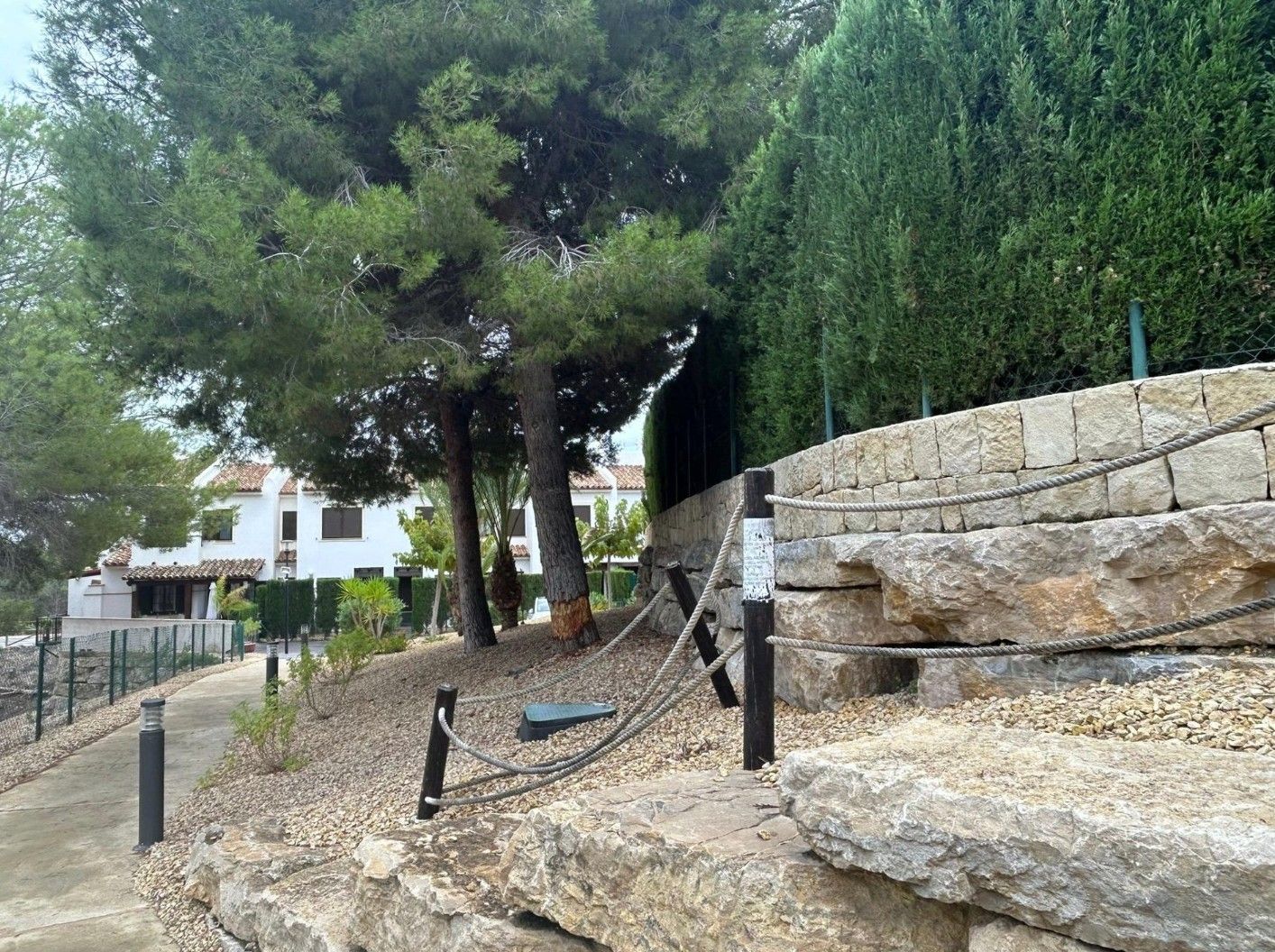 Casa pareada en Sierra Cortina , Finestrat .